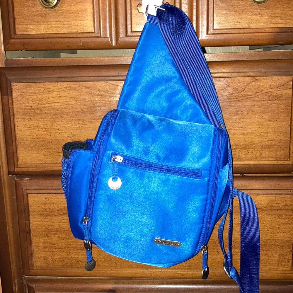 Travelon shoulder bag